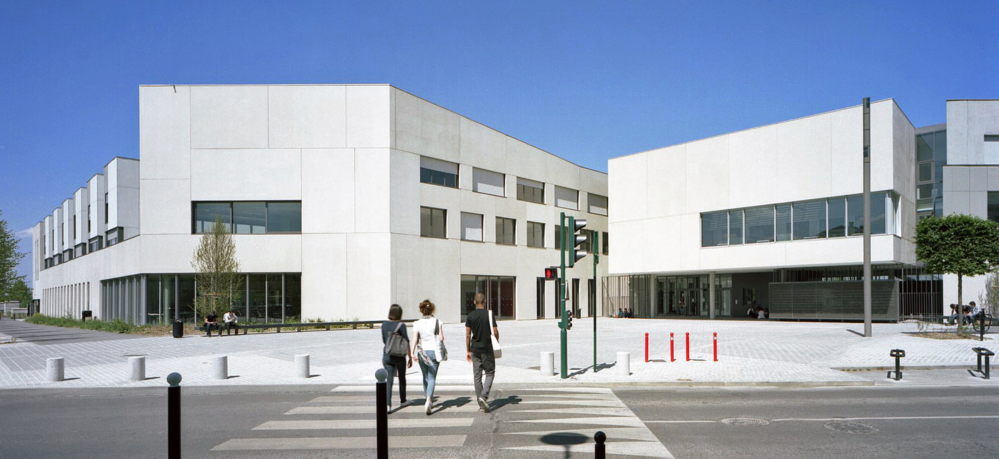 SERRIS (77) - Lycée Emilie du Chatelet